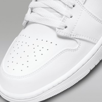 Air Jordan 1 Mid Shoes. Nike.com